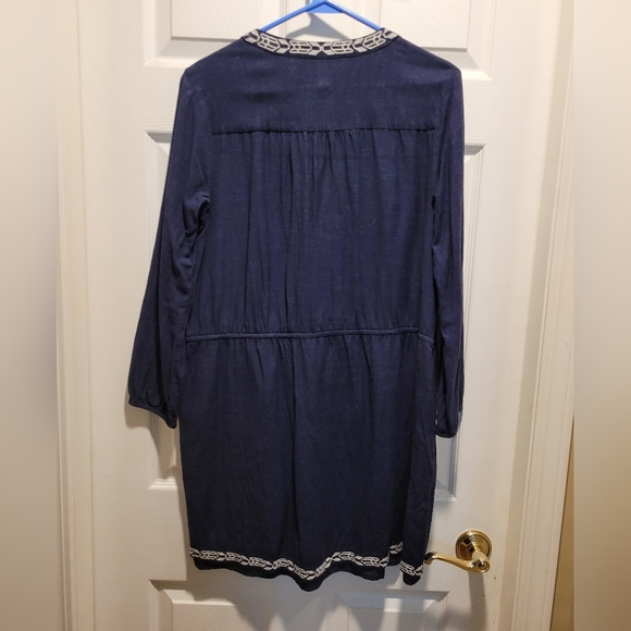 Gap navy blue tunic with white embroidery. US Medium. - Picture 5 of 8